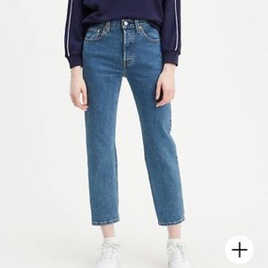 Levi’s 501 Cropped Jeans